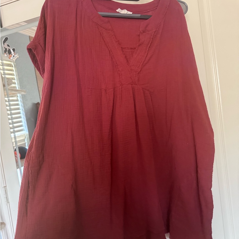 V neck tshirt
